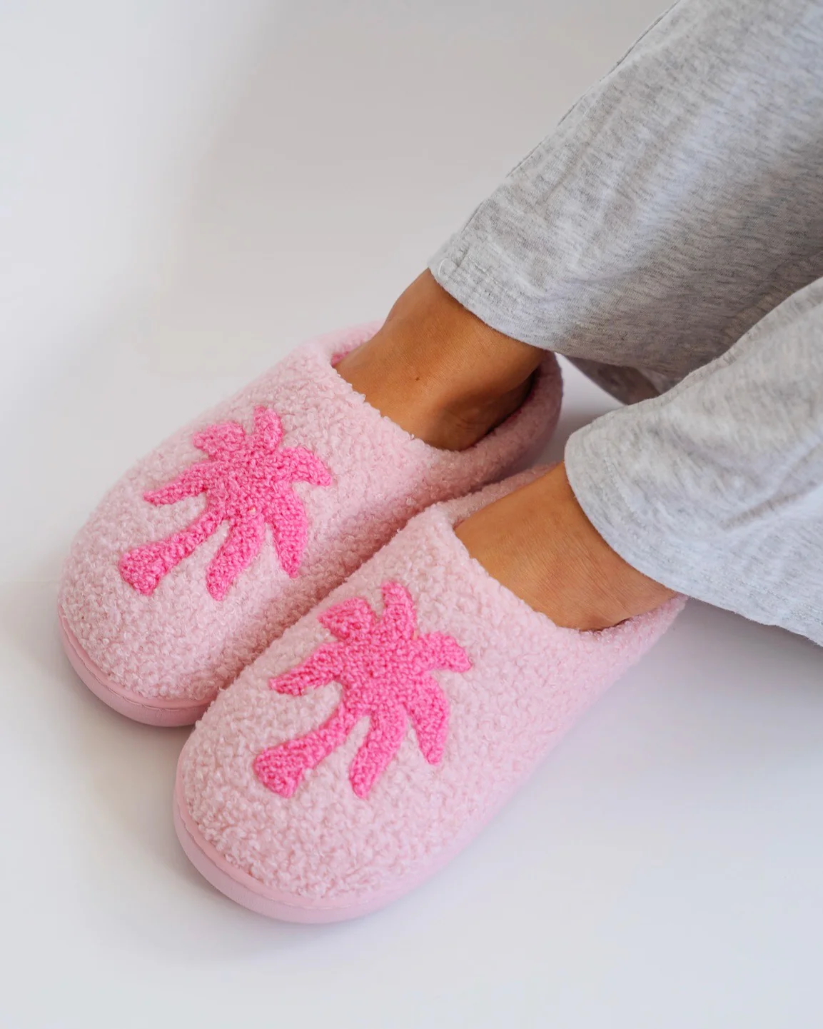 Malibu Slippers in Blush Bay - Image 7