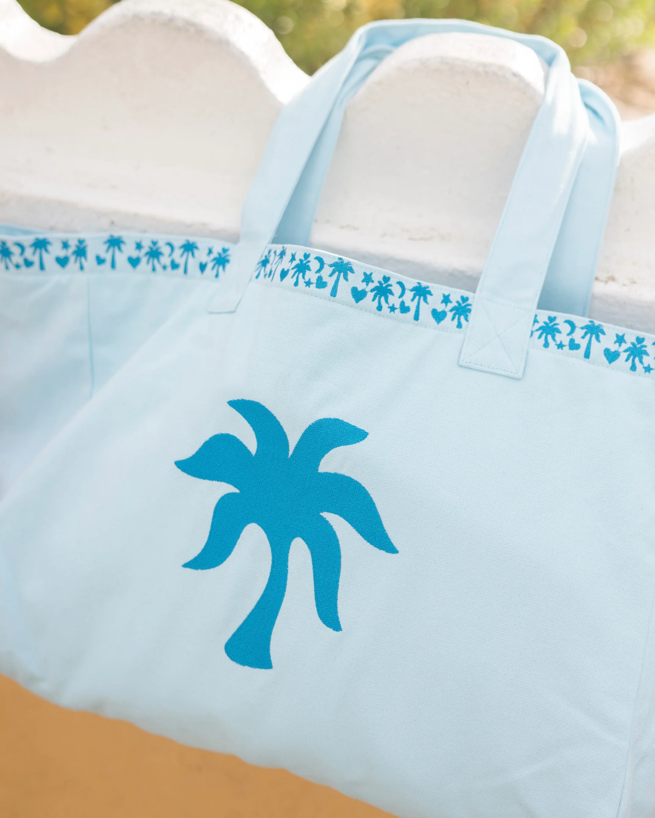 Couture Carryall in Seabreeze (Reversible) - Image 8